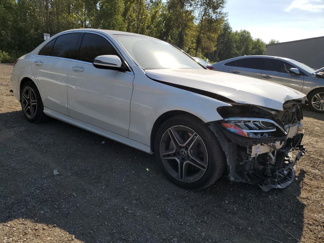 2020 Mercedes-Benz C 300 4Matic - Image 4
