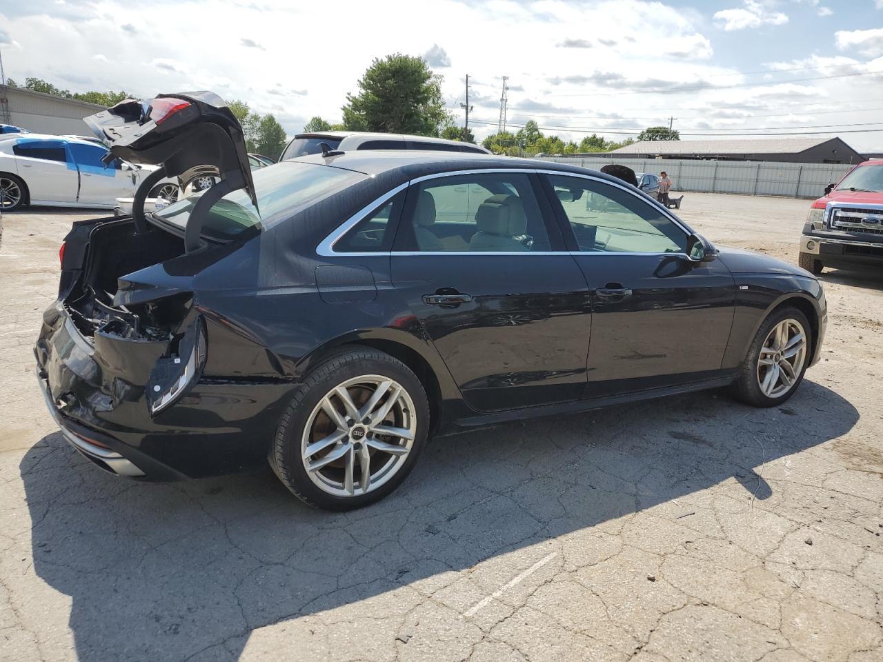 2021 Audi A4 Premium Plus 45 - Фото 3