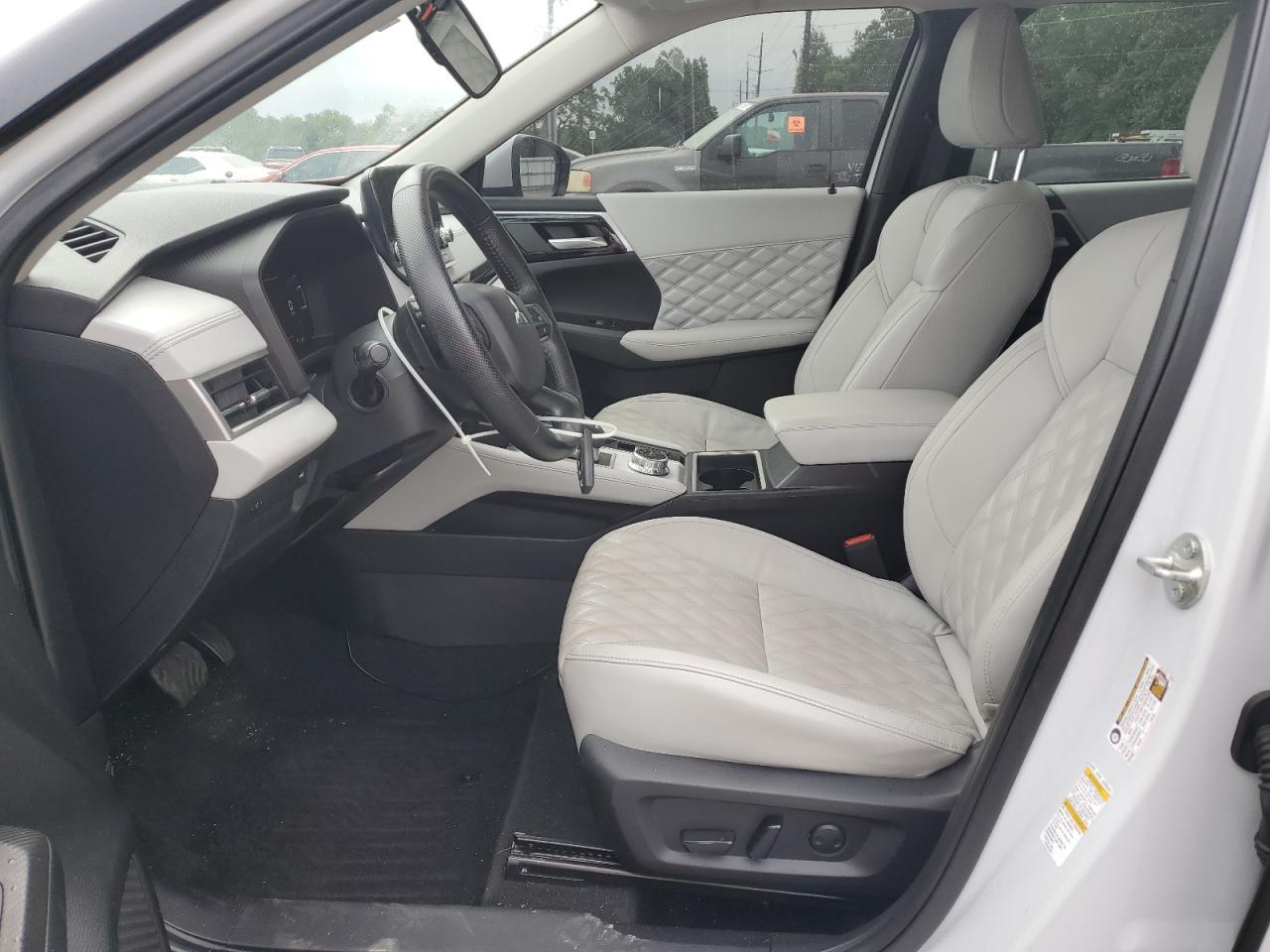 2022 Mitsubishi Outlander Sel - Фото 7