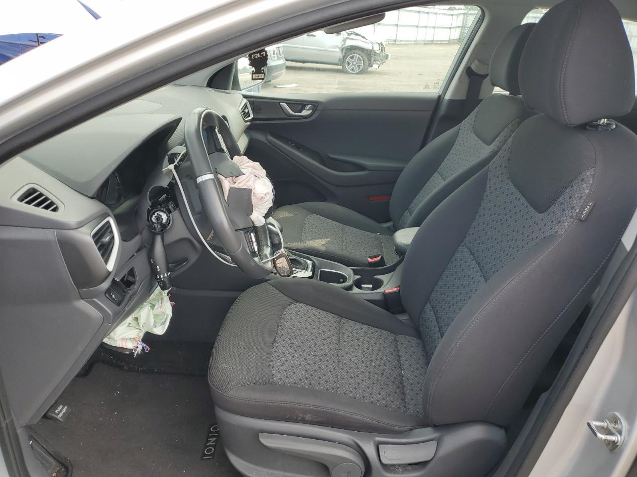 2019 Hyundai Ioniq - Image 7