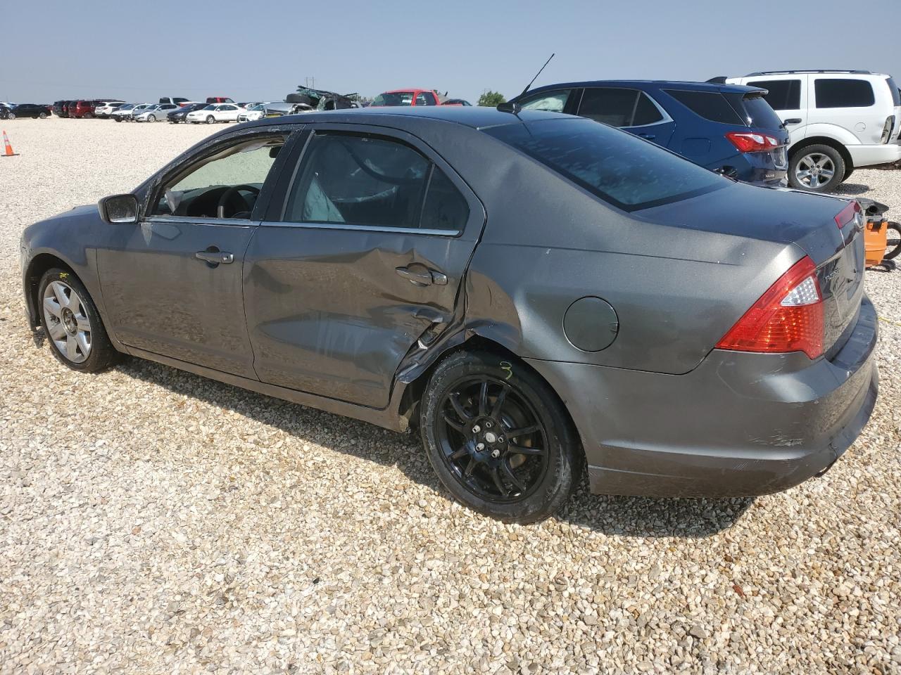 2010 Ford Fusion Se - Image 2