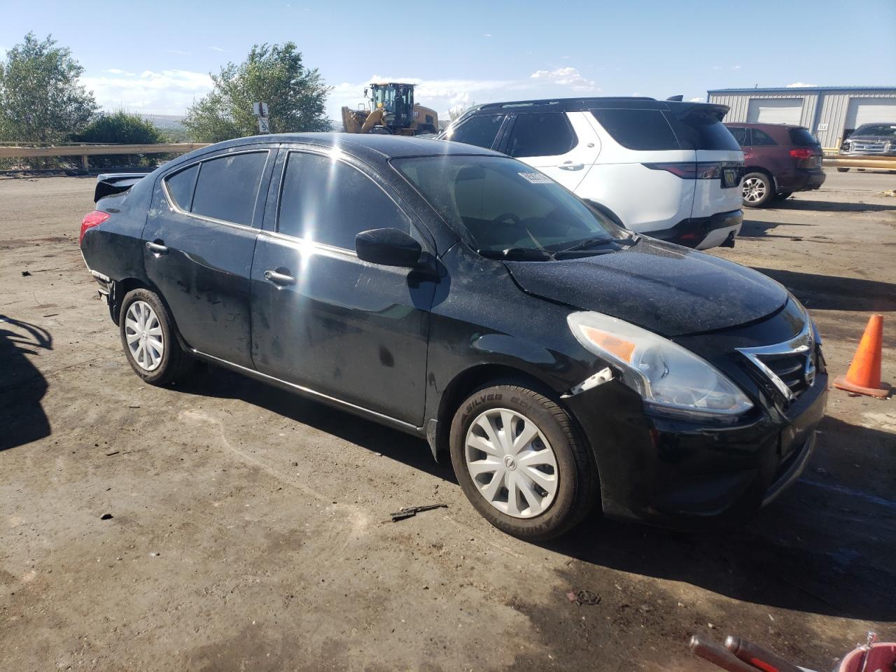 2017 Nissan Versa S - Image 4