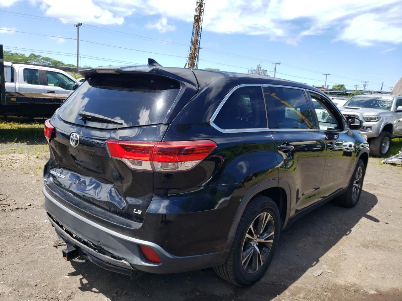 2018 Toyota Highlander Le - Image 3