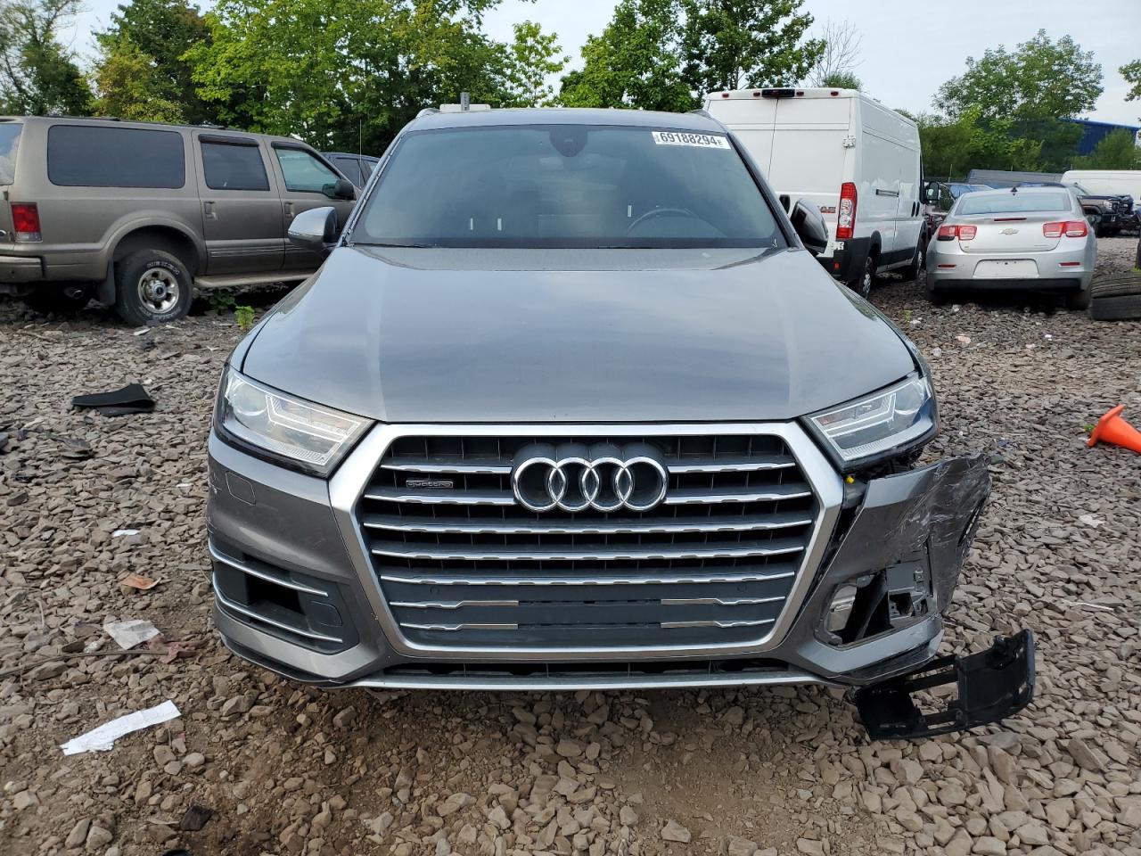 2017 Audi Q7 Premium Plus - Image 5