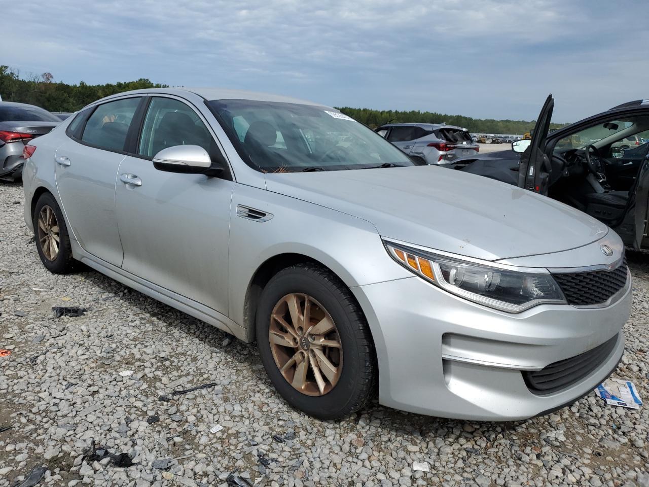2016 Kia Optima Lx - Image 4