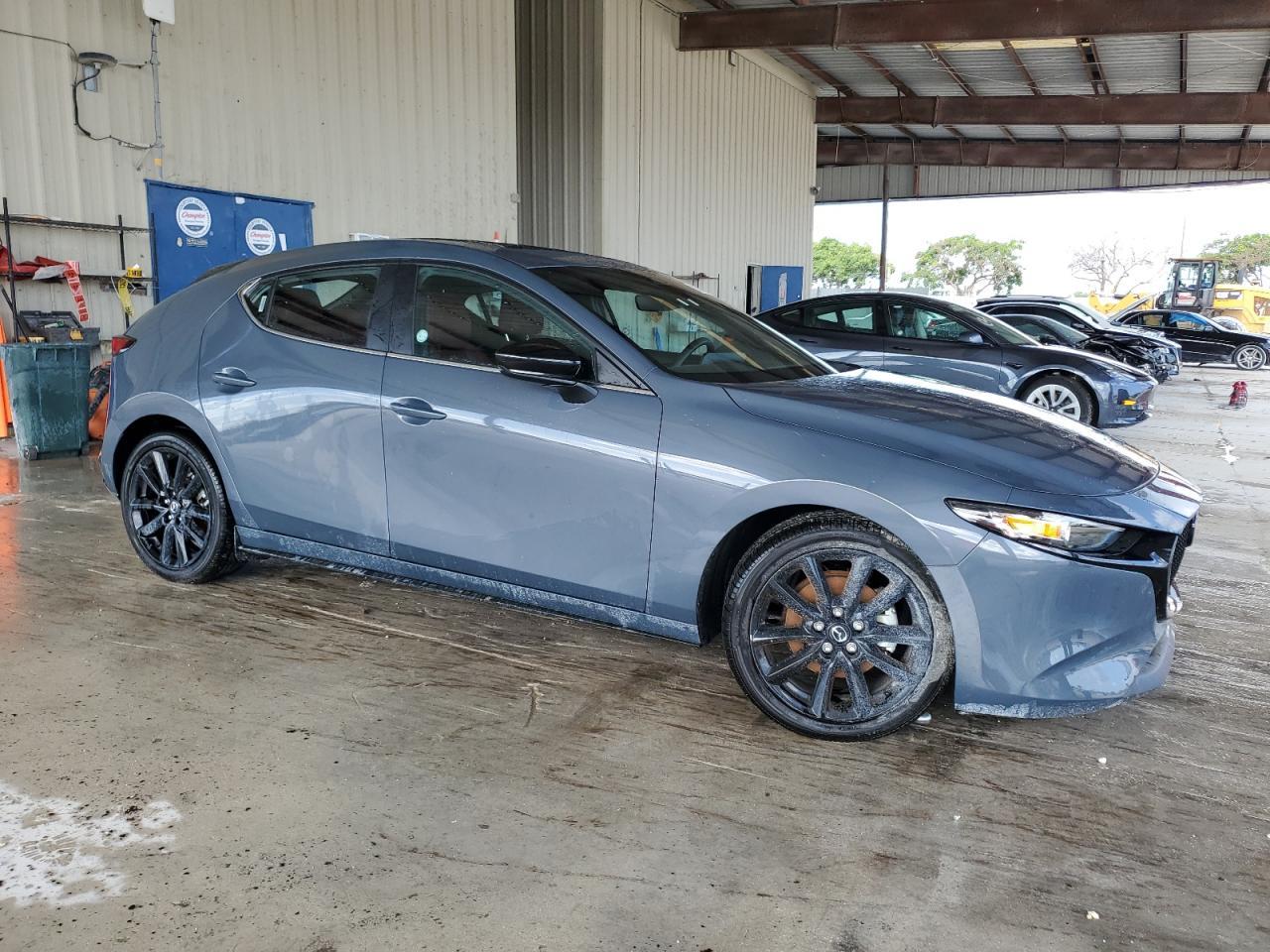 2024 Mazda 3 Preferred - Фото 4