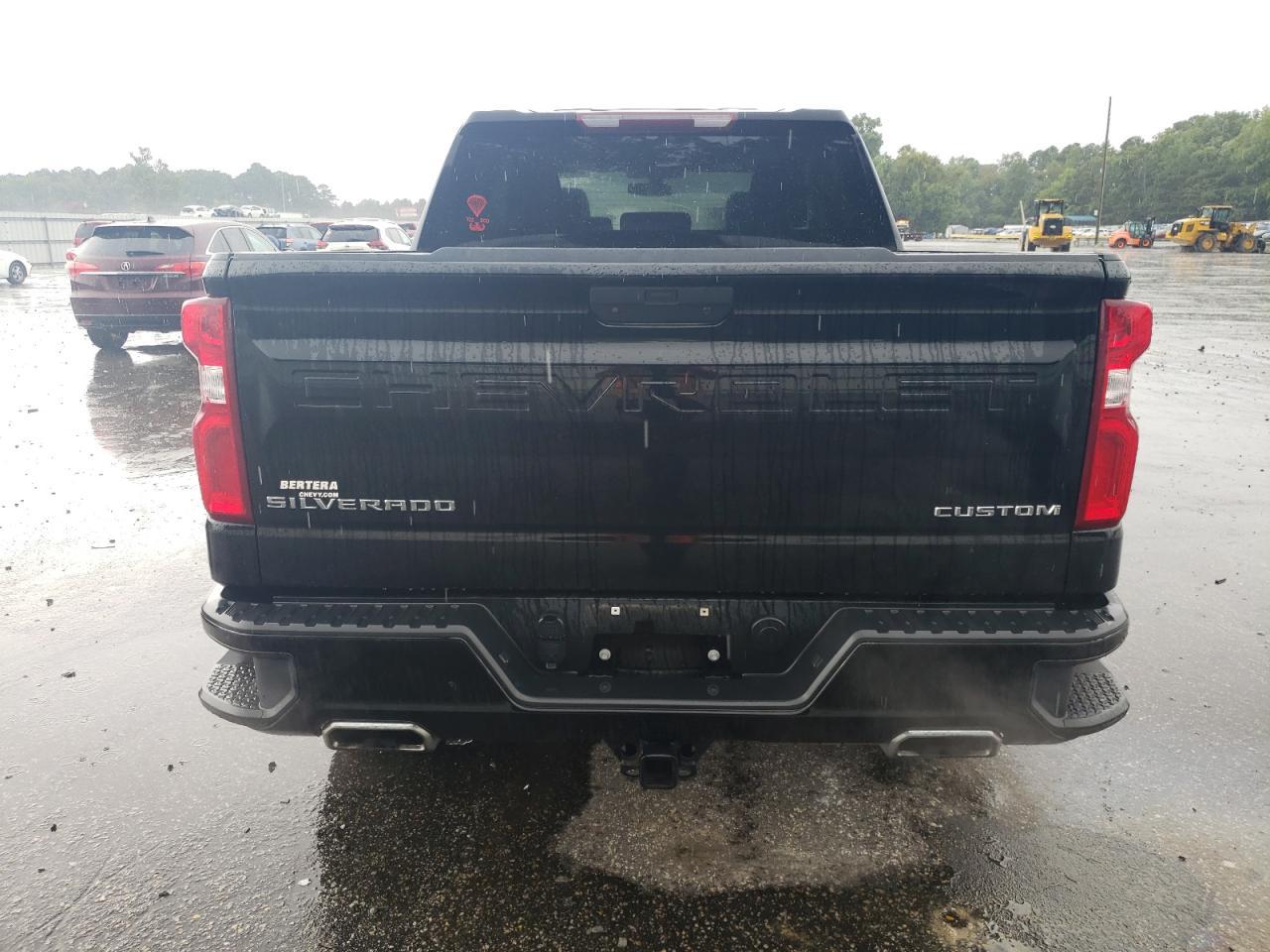 2020 Chevrolet Silverado K1500 Trail Boss Custom - Image 6