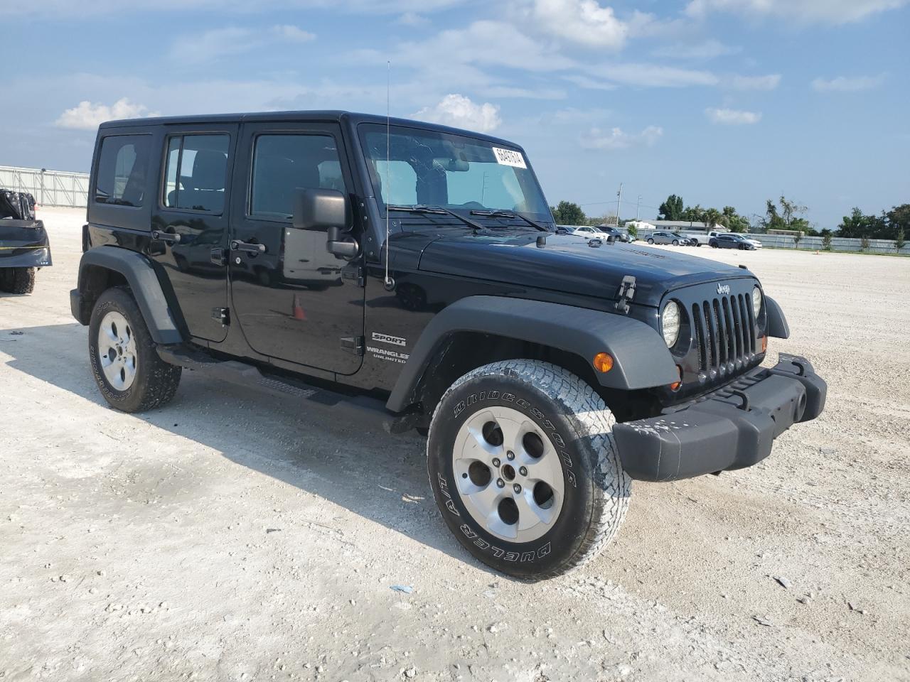 2015 Jeep Wrangler Unlimited Sport - Image 4