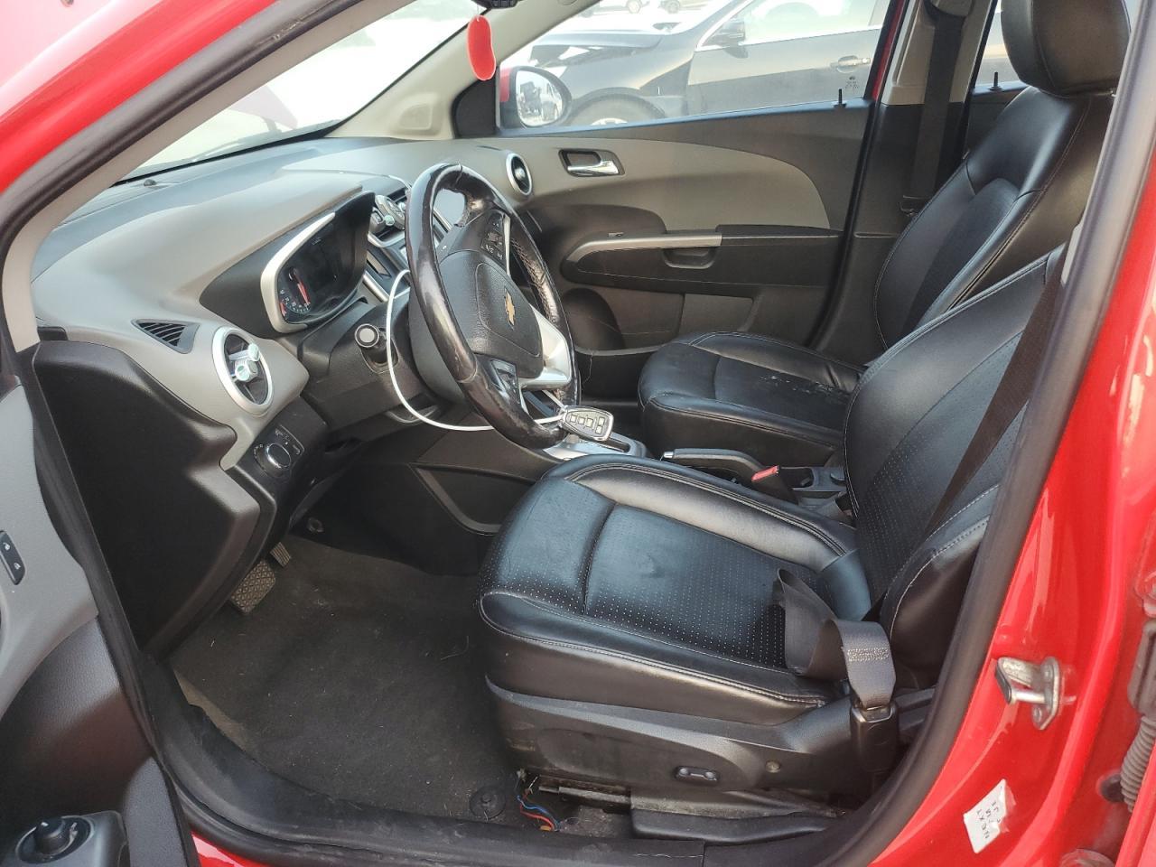 2017 Chevrolet Sonic Premier - Image 7