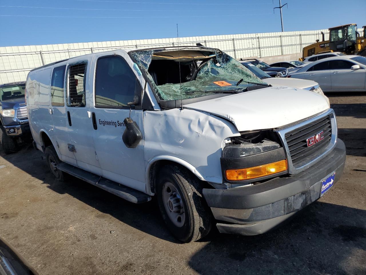 2021 GMC Savana G2500 - Фото 4