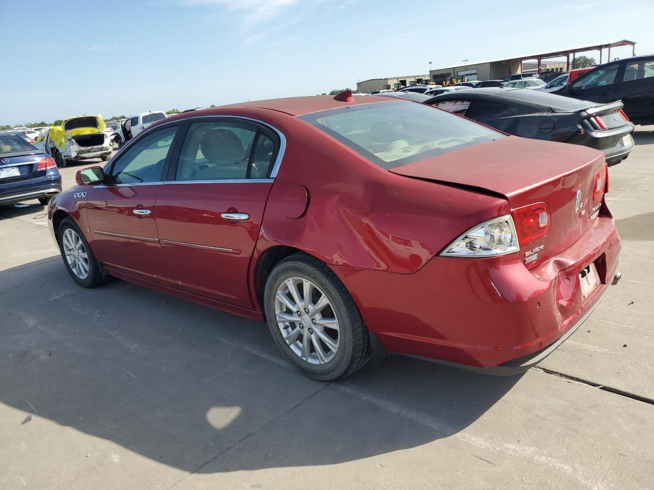 2010 Buick Lucerne Cx - Image 2