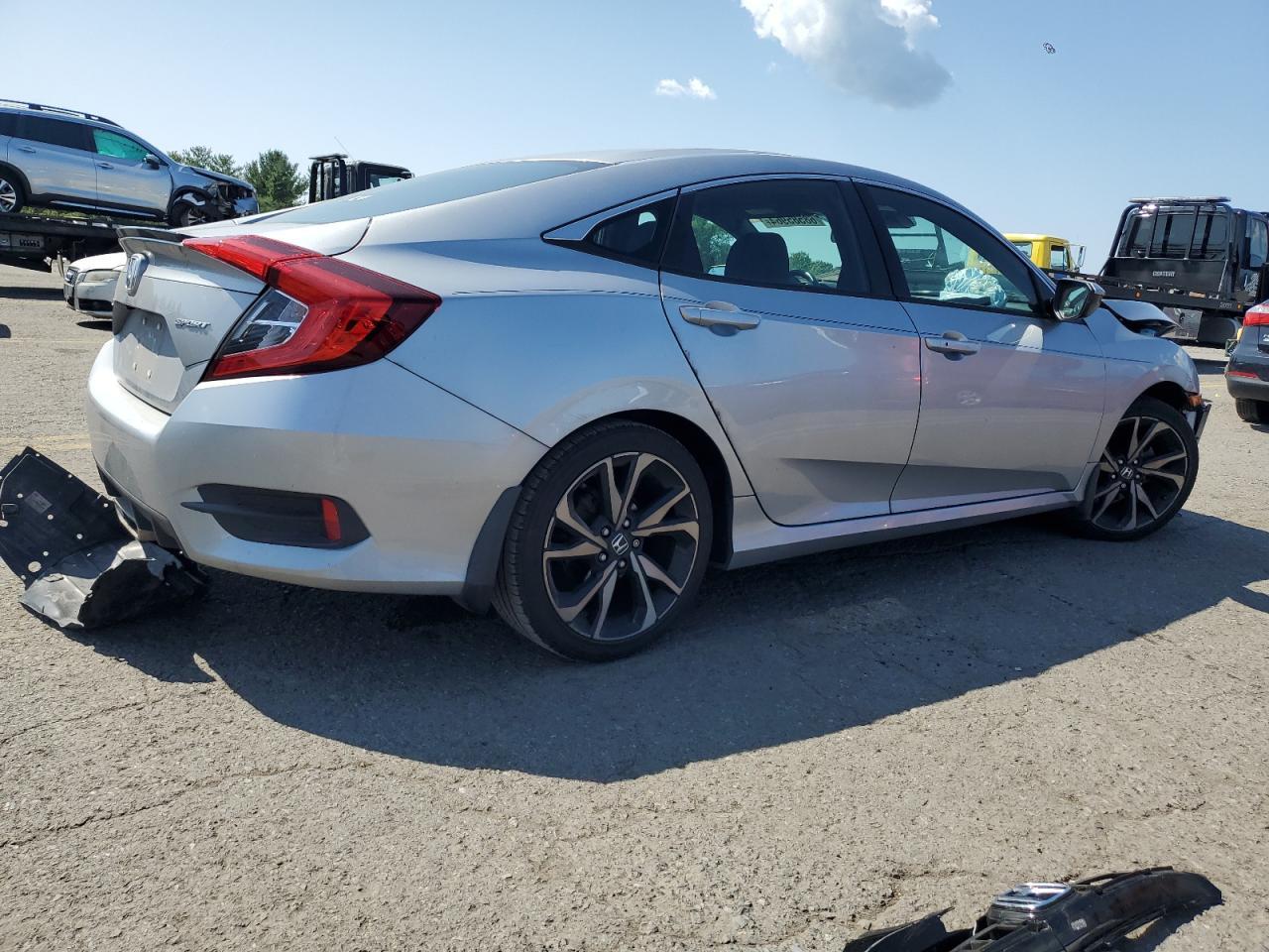 2021 Honda Civic Sport - Фото 3