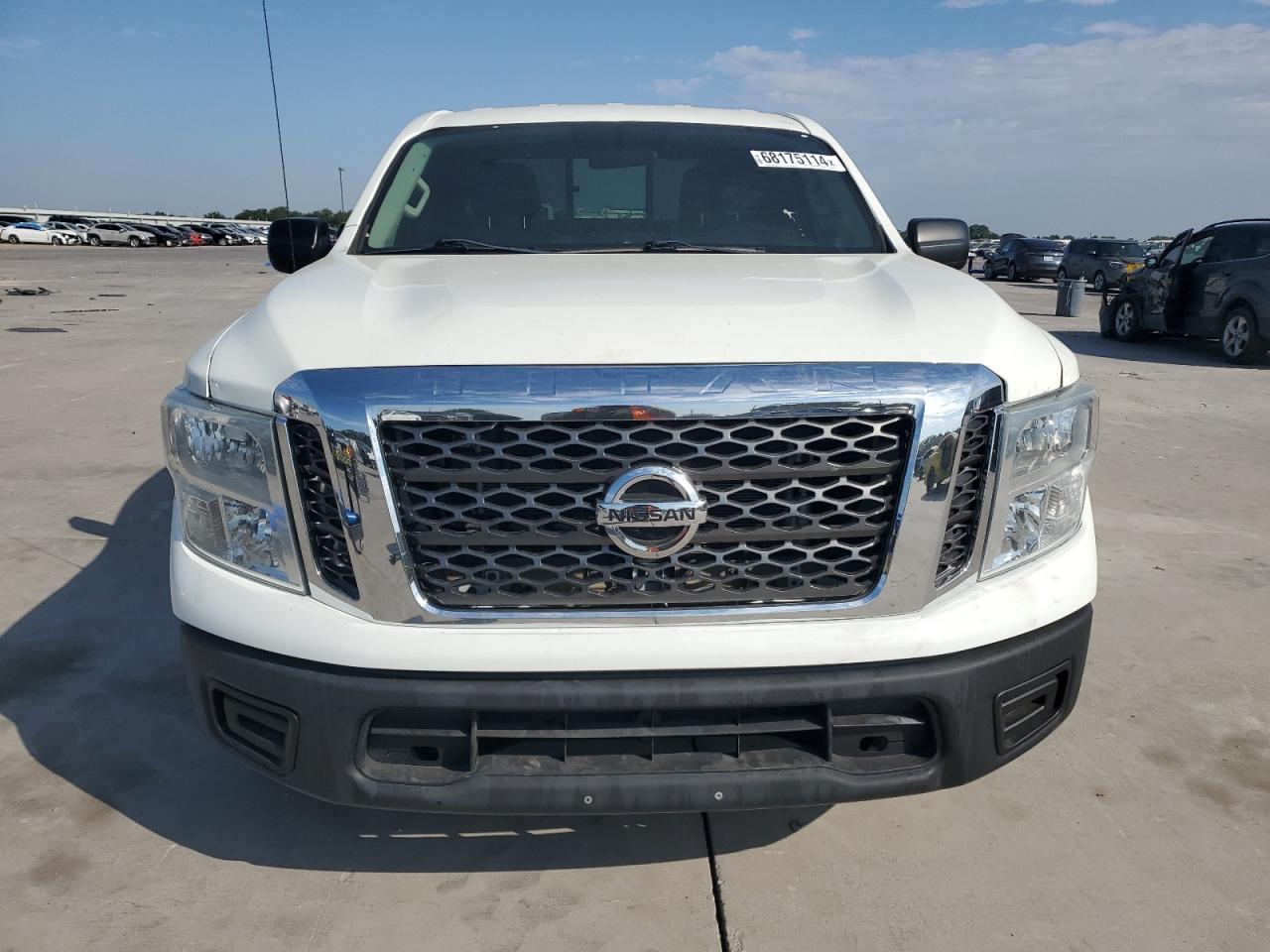 2017 Nissan Titan S - Фото 5
