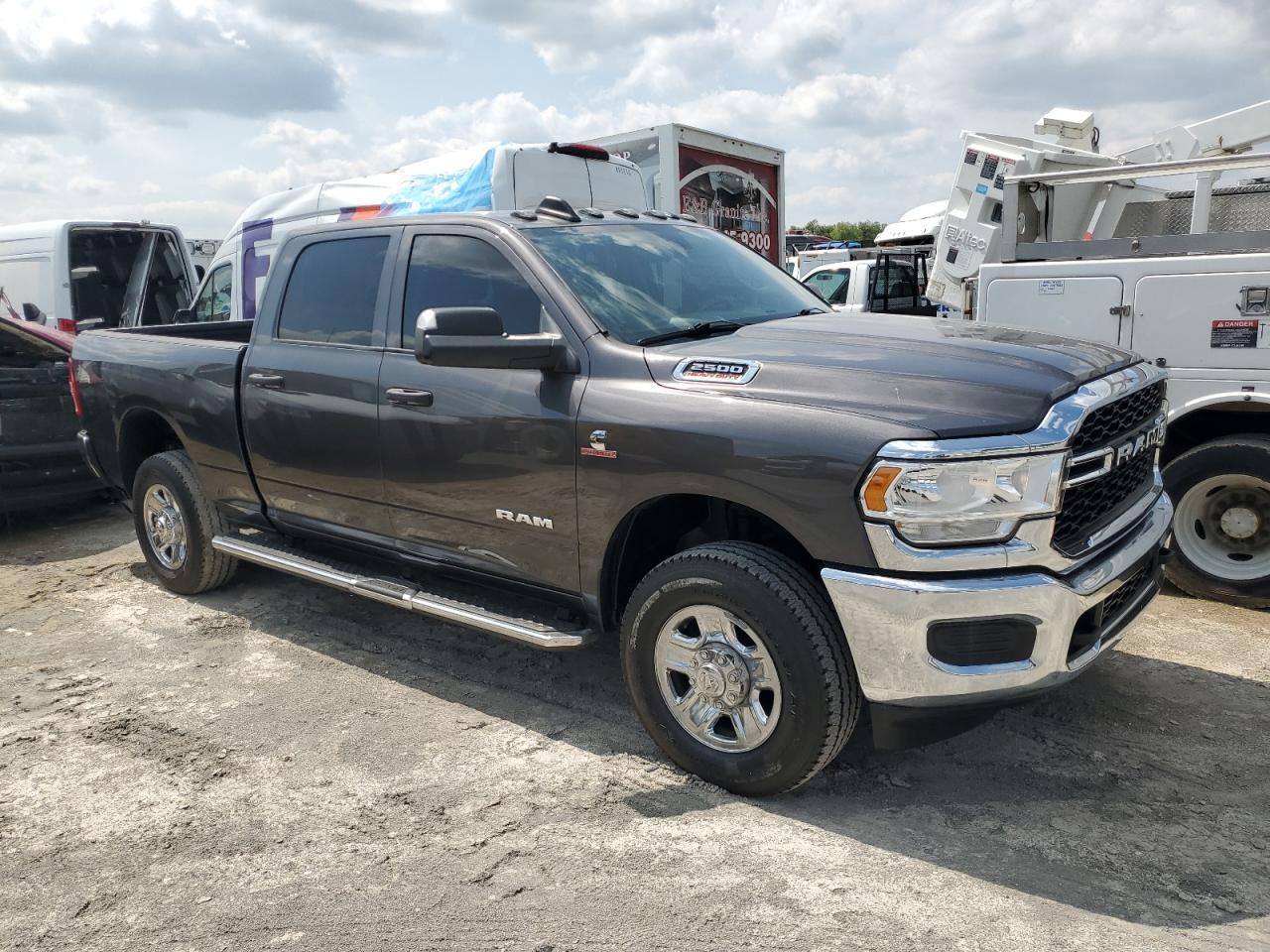 2020 Dodge 2500 - Image 4