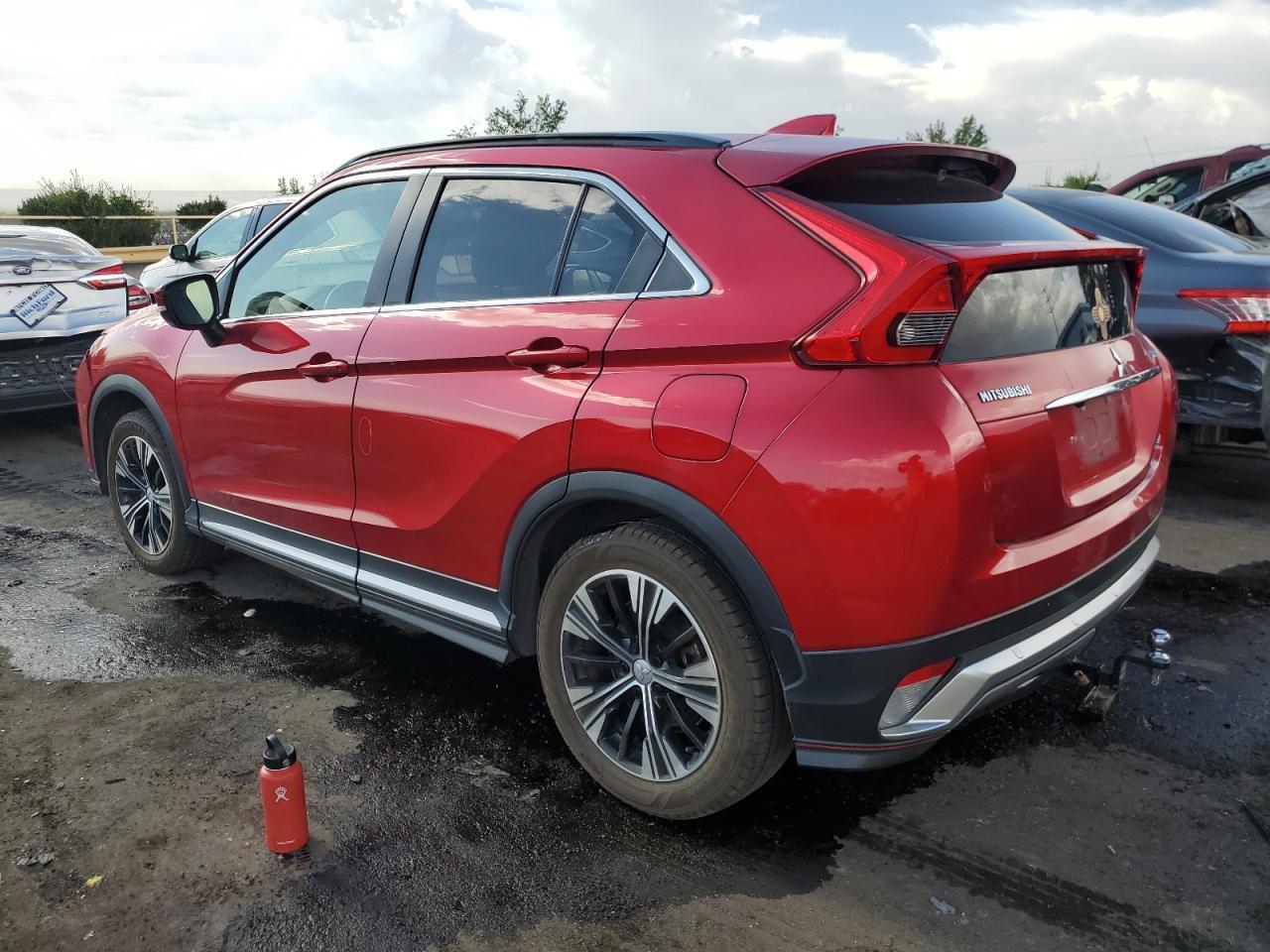 2018 Mitsubishi Eclipse Cross Se - Image 2