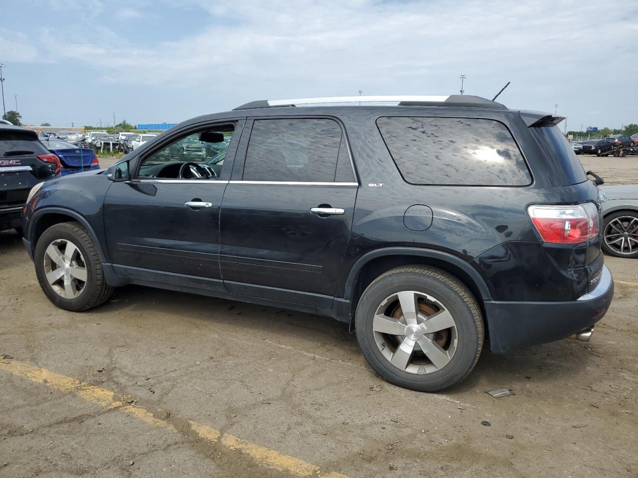 2012 GMC Acadia Slt-1 - Image 2