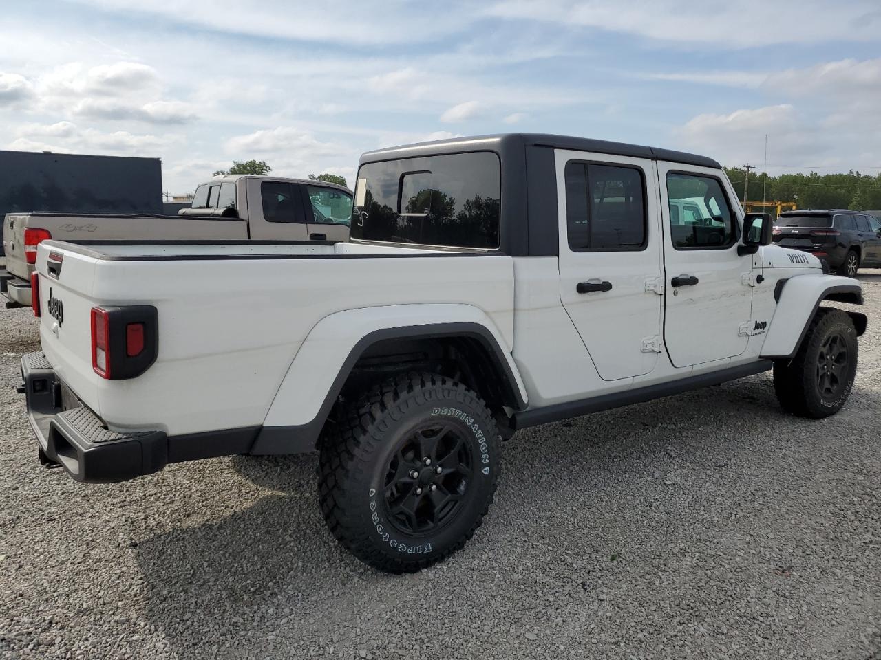 2021 Jeep Gladiator Sport - Фото 3