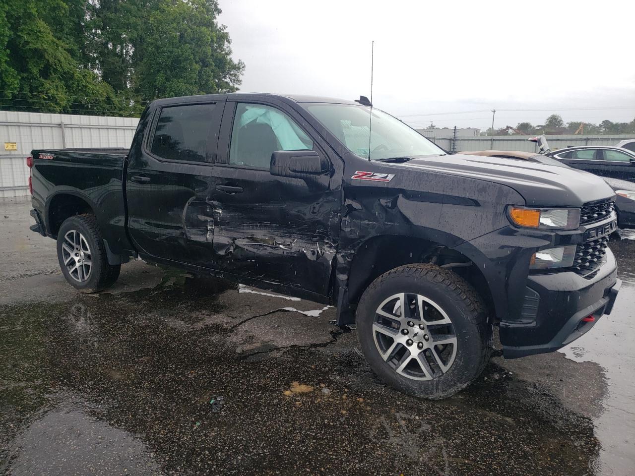 2020 Chevrolet Silverado K1500 Trail Boss Custom - Image 4