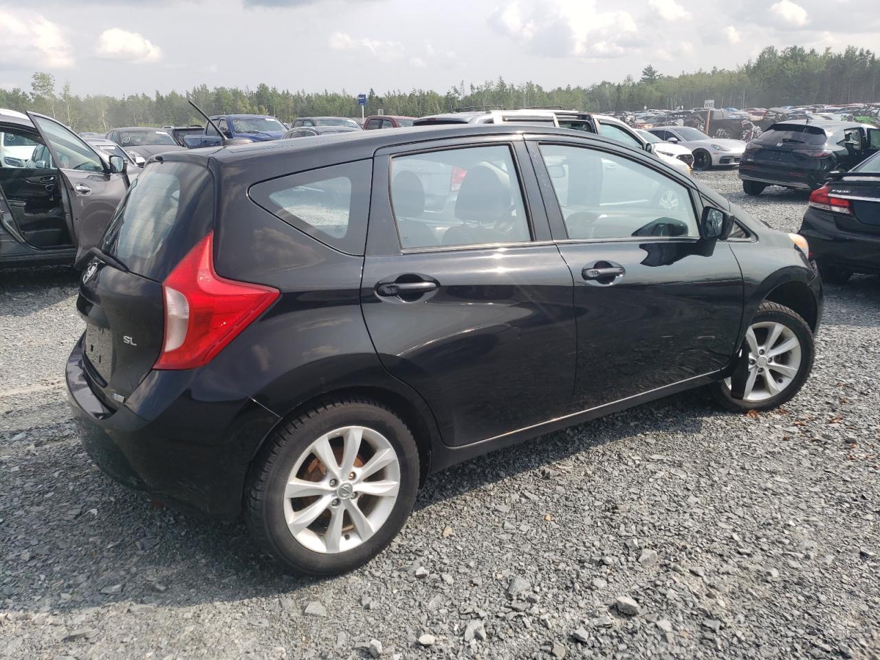 2015 Nissan Versa Note S - Фото 3