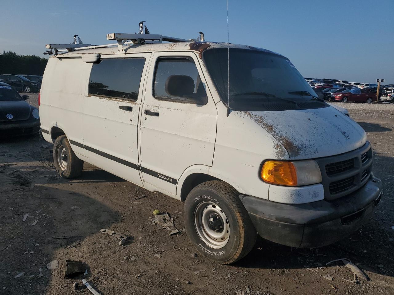 2000 Dodge Ram Van B1500 - Фото 4