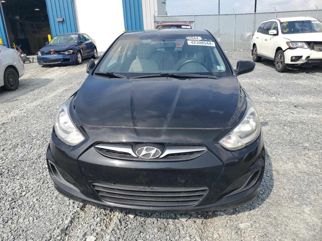 2014 Hyundai Accent Gls - Фото 5