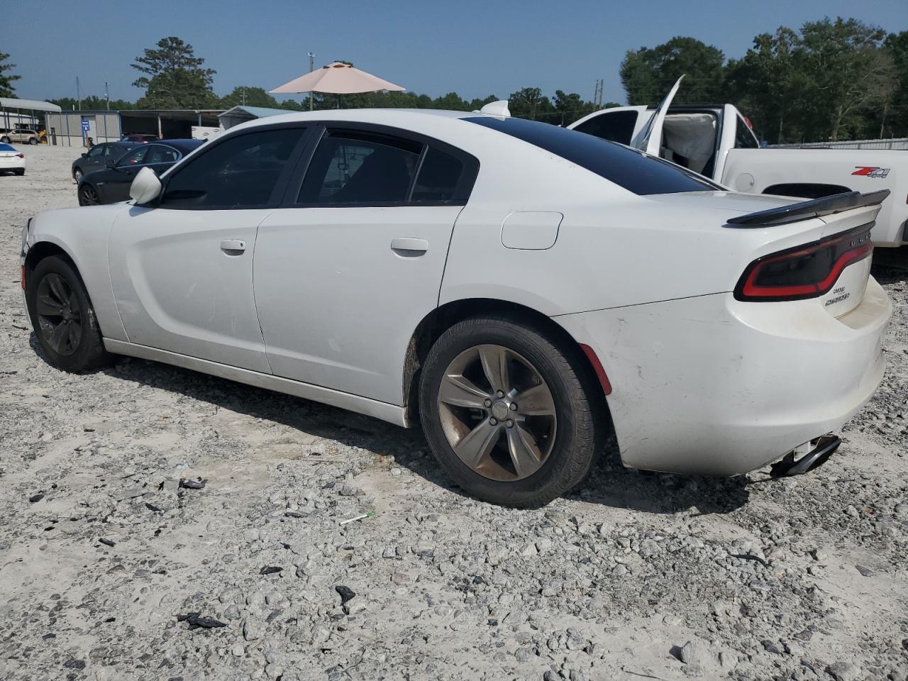 2016 Dodge Charger Sxt - Фото 2