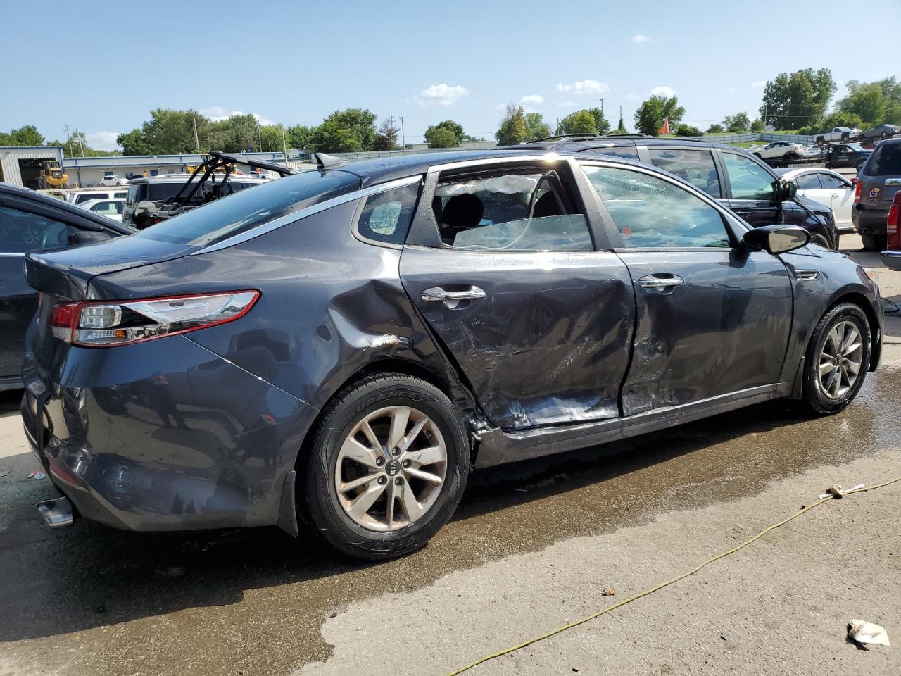 2017 Kia Optima Lx - Фото 3