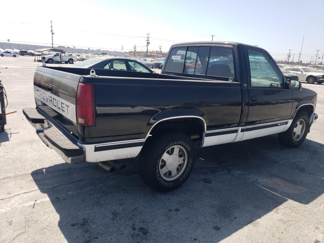 1992 Chevrolet Gmt-400 C1500 - Фото 3