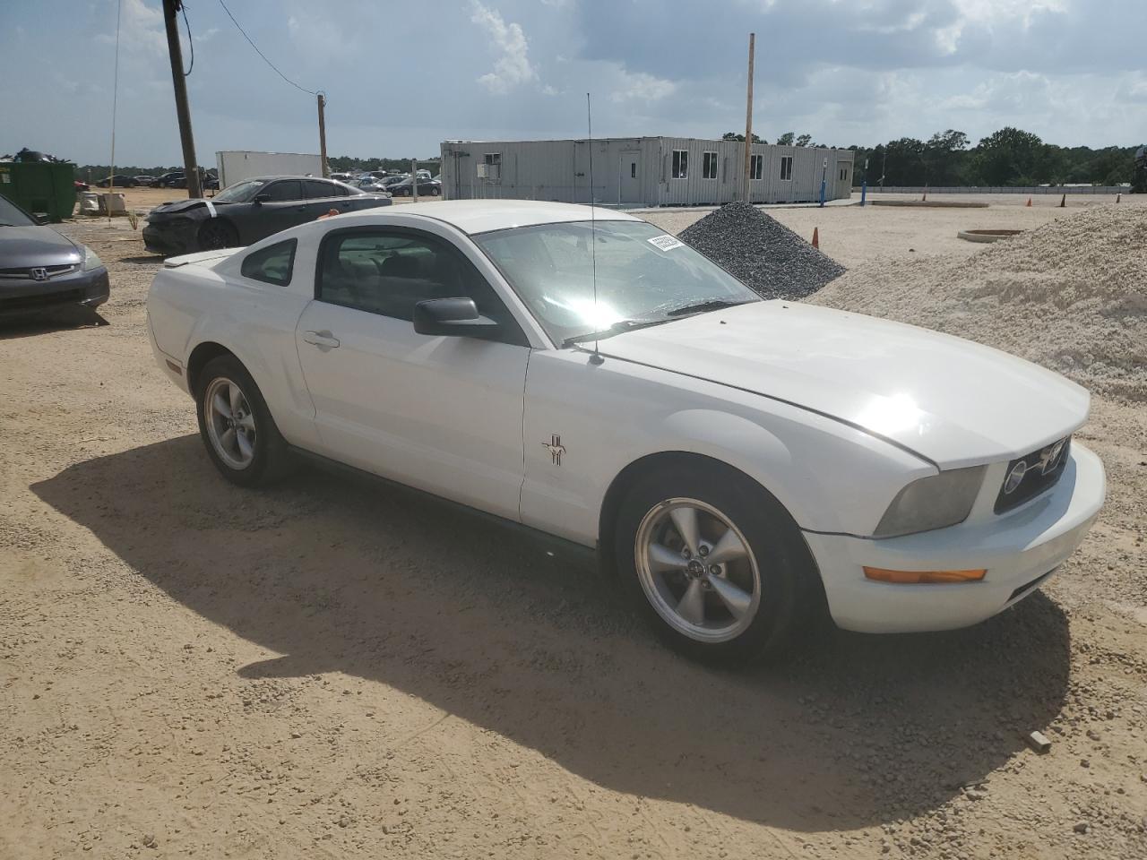 2008 Ford Mustang - Фото 4