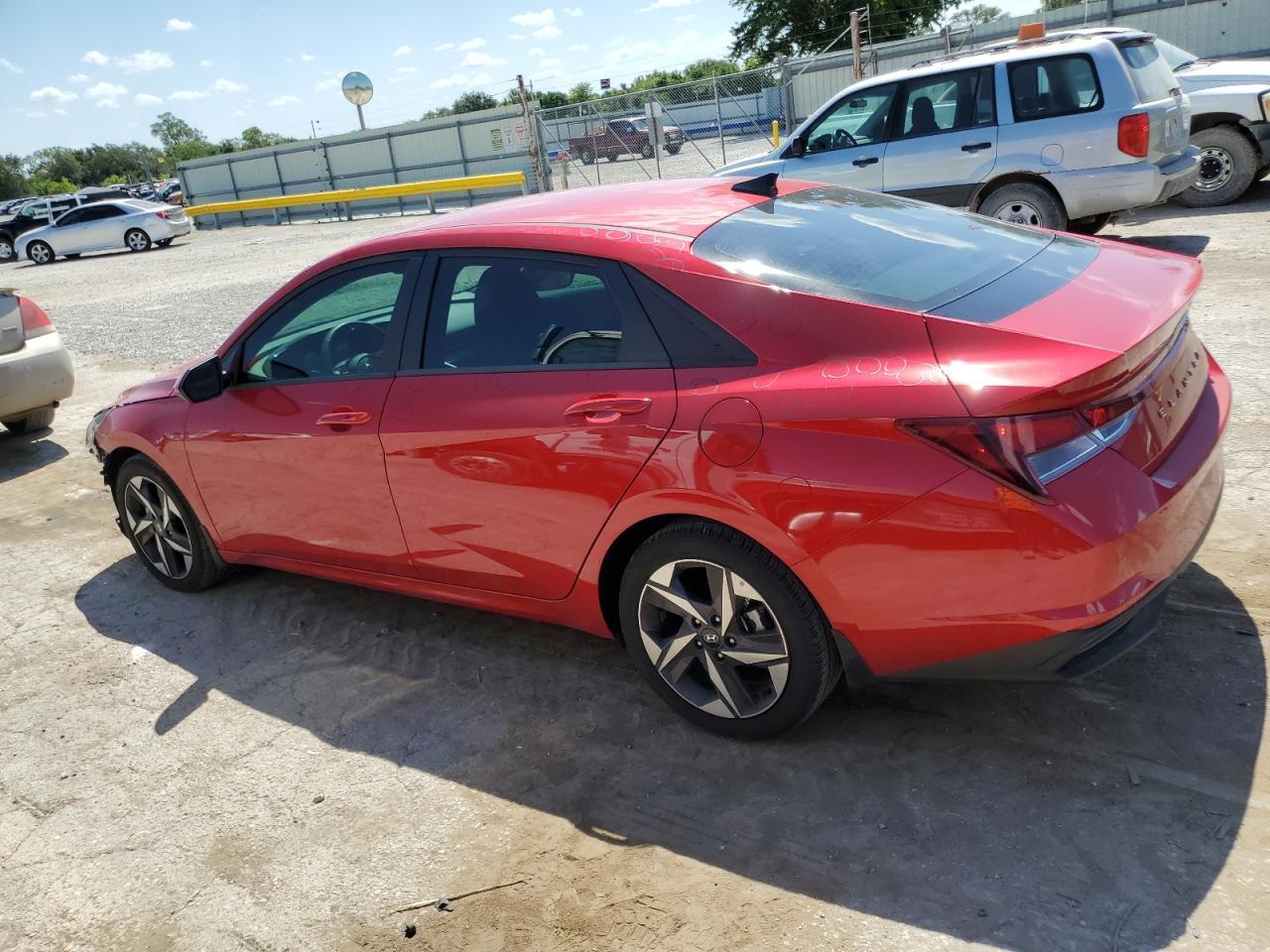 2023 Hyundai Elantra Sel - Image 2