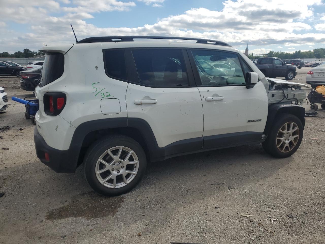 2020 Jeep Renegade Latitude - Фото 3