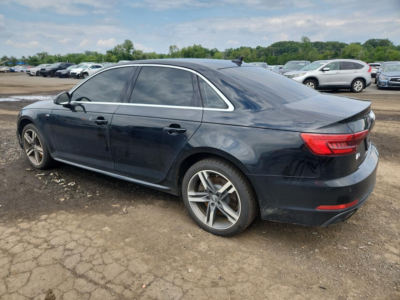 2017 Audi A4 Premium Plus - Фото 2