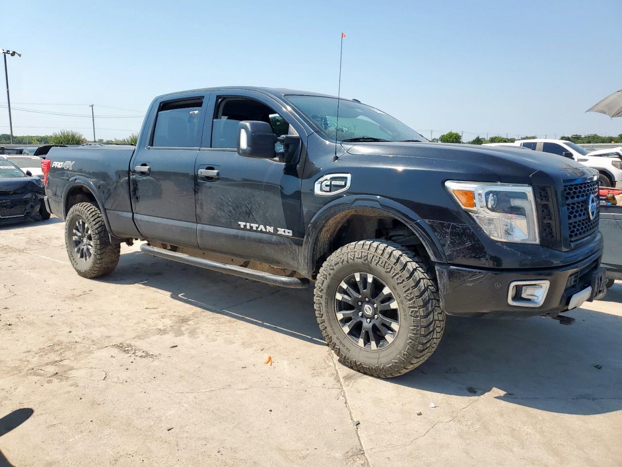 2018 Nissan Titan Xd Sl - Image 4