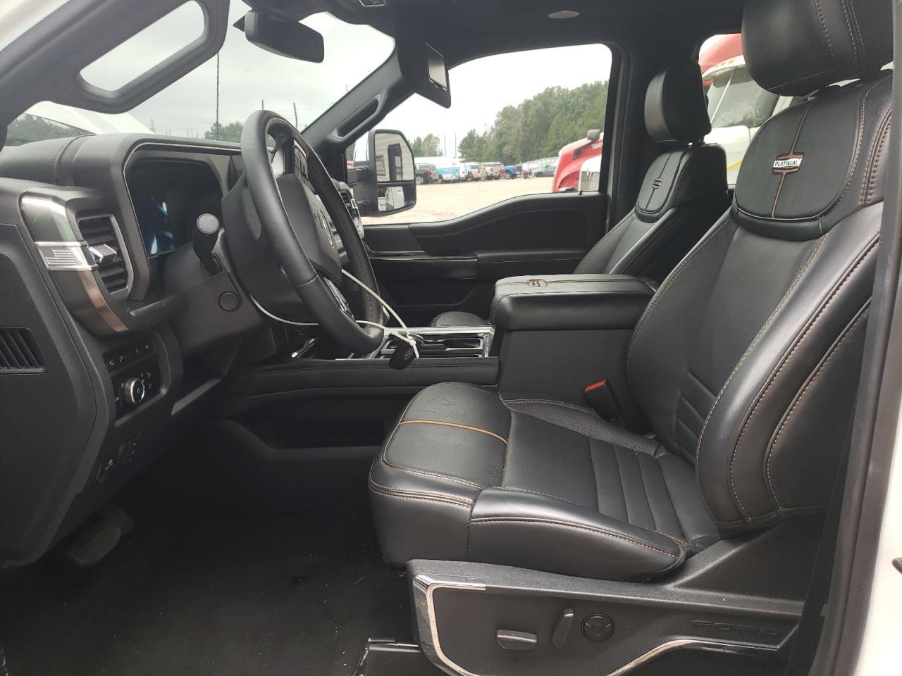 2024 Ford F350 Super Duty - Фото 7