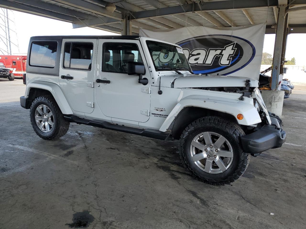 2016 Jeep Wrangler Unlimited Sahara - Фото 4