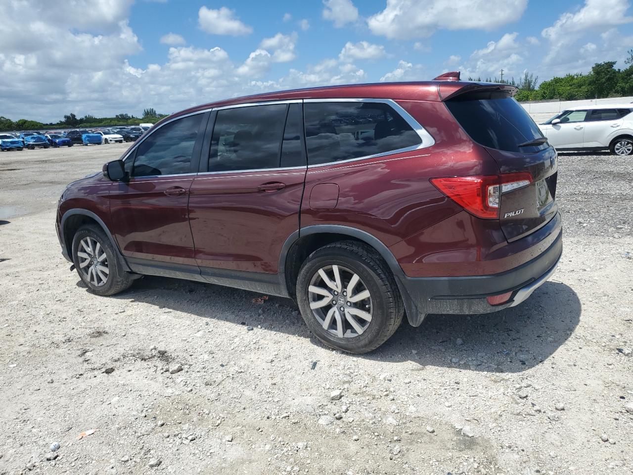 2021 Honda Pilot Ex - Image 2