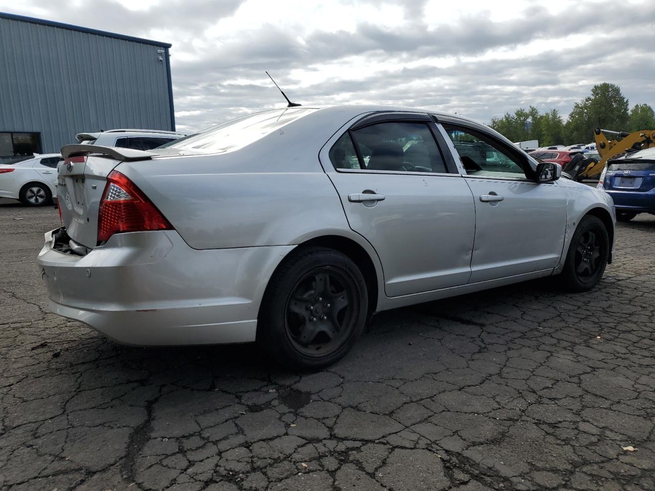 2011 Ford Fusion Se - Фото 3