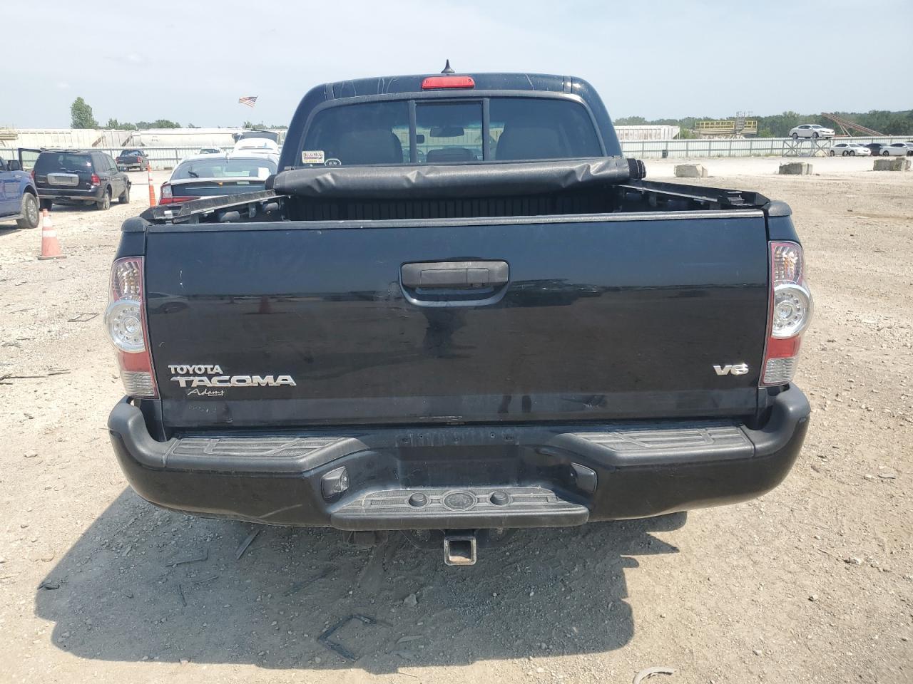 2015 Toyota Tacoma Double Cab - Image 6