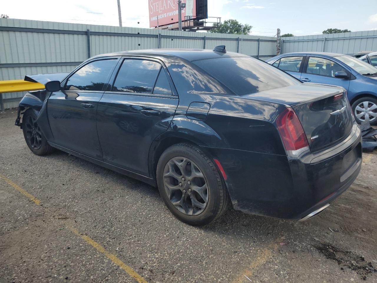 2019 Chrysler 300 S - Фото 2