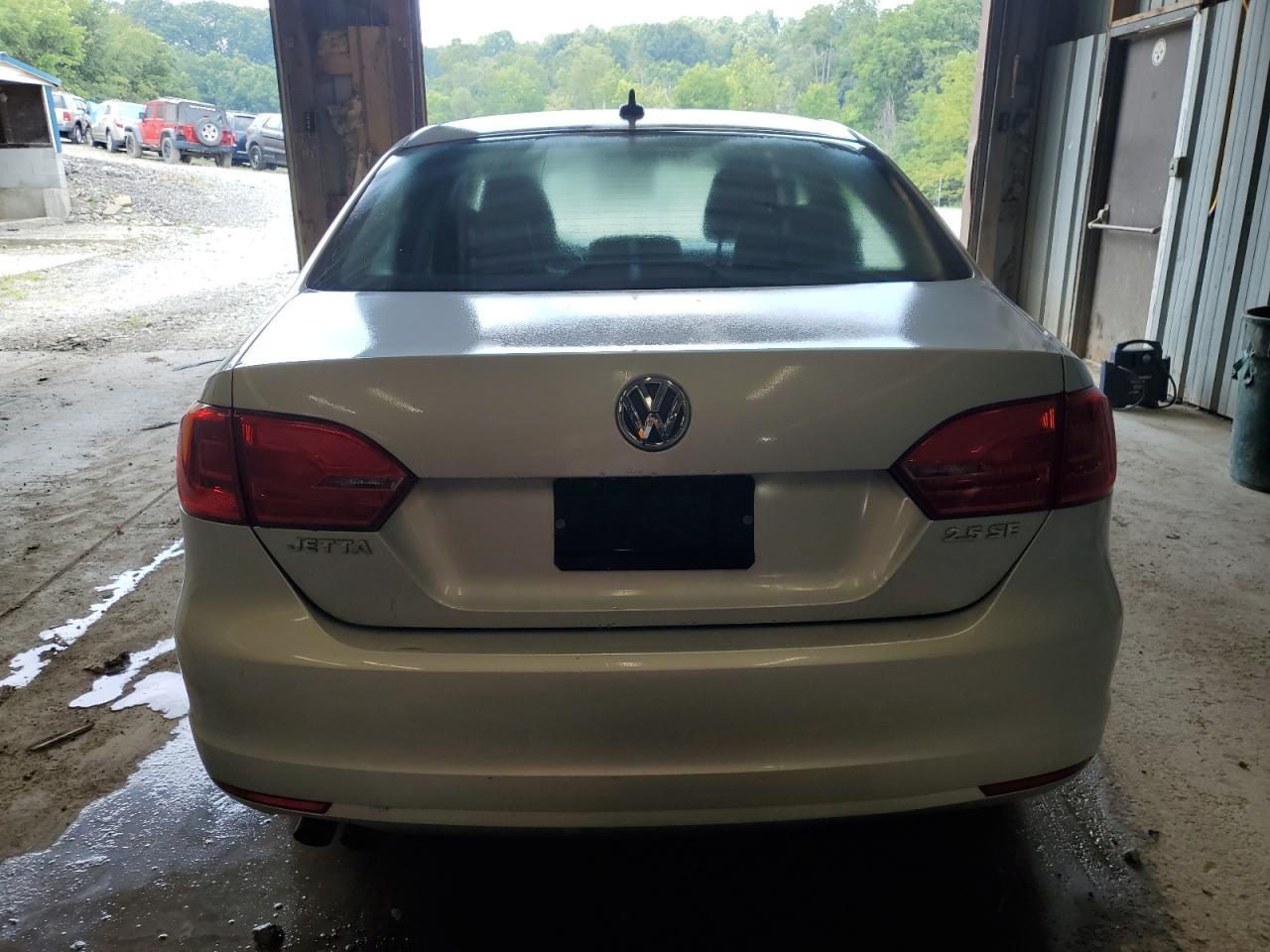 2012 Volkswagen Jetta Se - Image 6