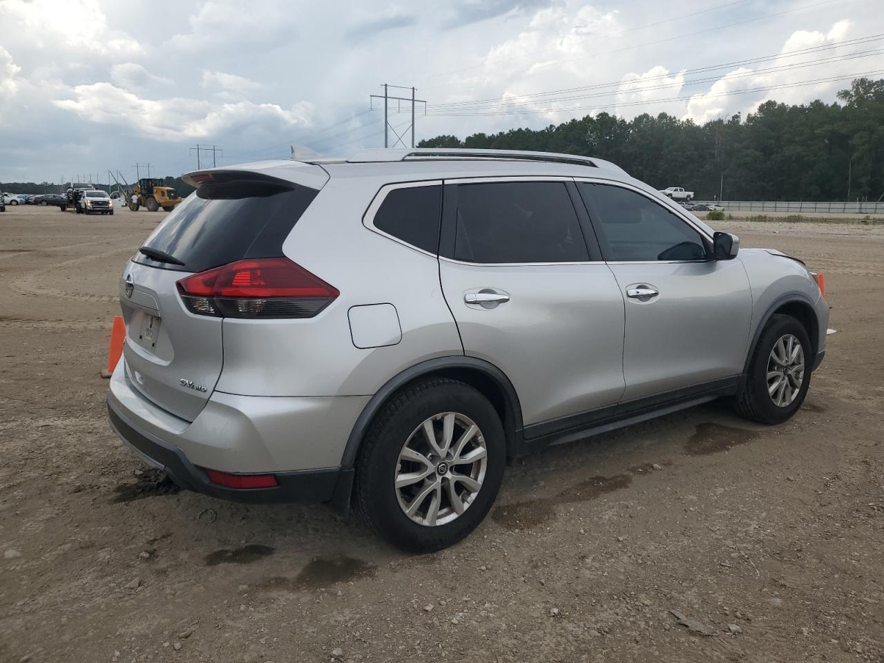 2018 Nissan Rogue S - Фото 3
