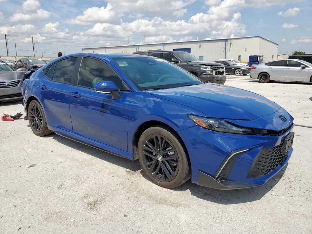 2025 Toyota Camry Xse - Фото 4