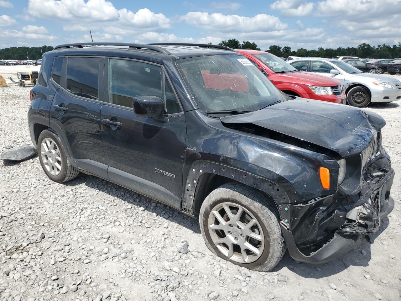 2020 Jeep Renegade Latitude - Image 4