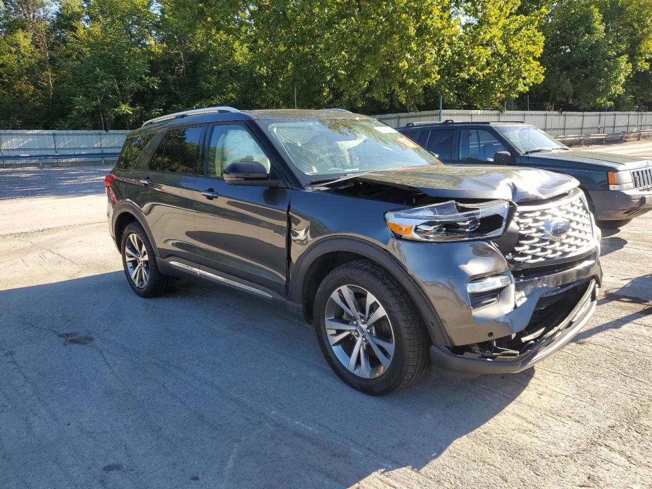 2020 Ford Explorer Platinum - Фото 4