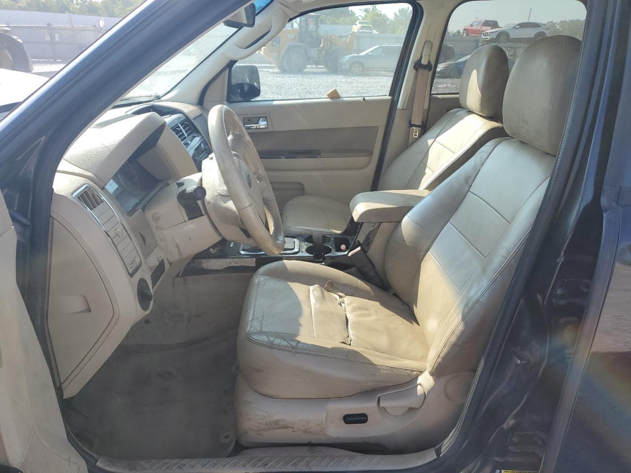 2011 Ford Escape Limited - Image 7