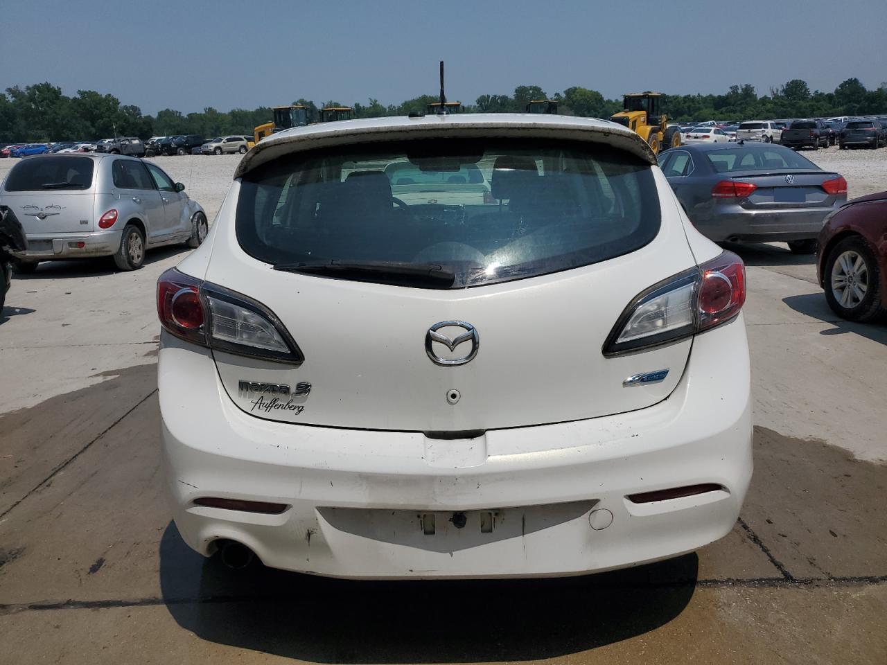 2012 Mazda 3 I - Image 6