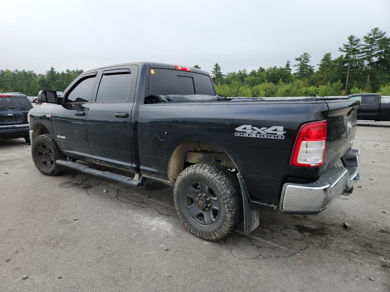 2021 Ram 2500 Tradesman - Фото 2