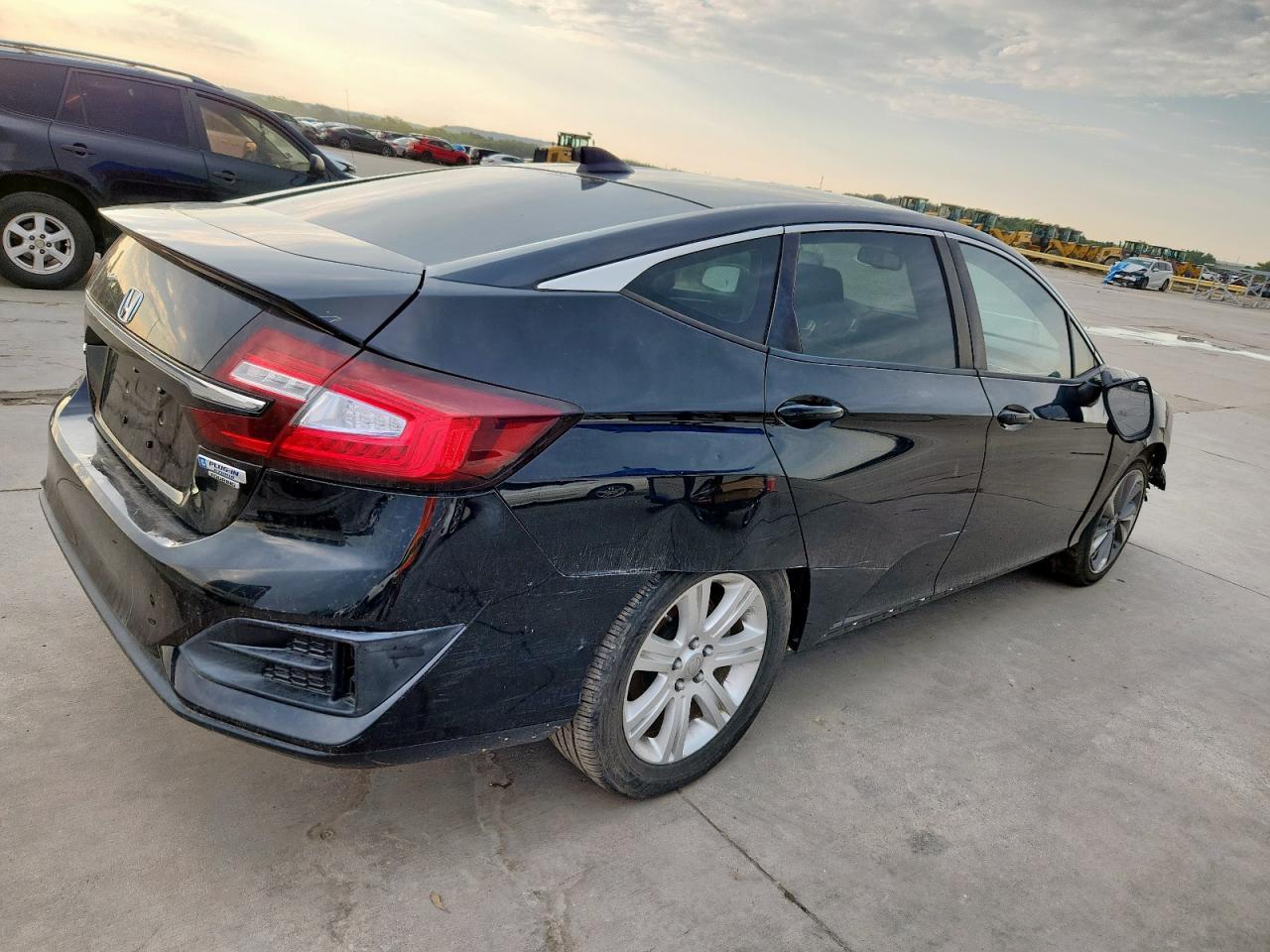 2018 Honda Clarity Touring - Фото 3