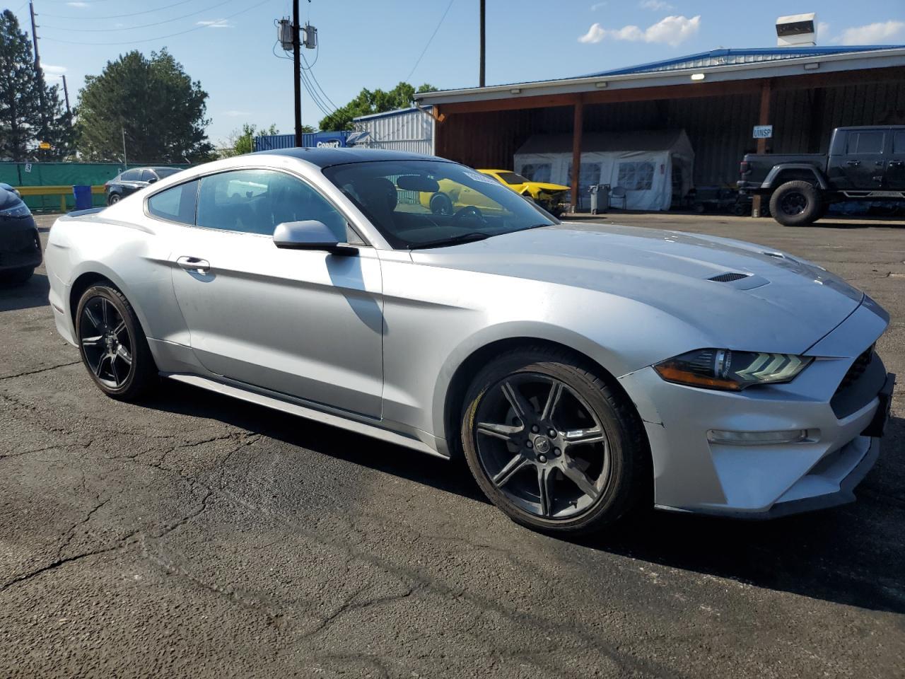 2018 Ford Mustang - Image 4