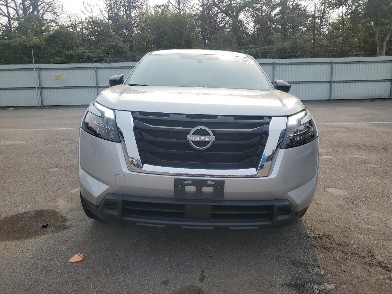 2024 Nissan Pathfinder S - Image 5